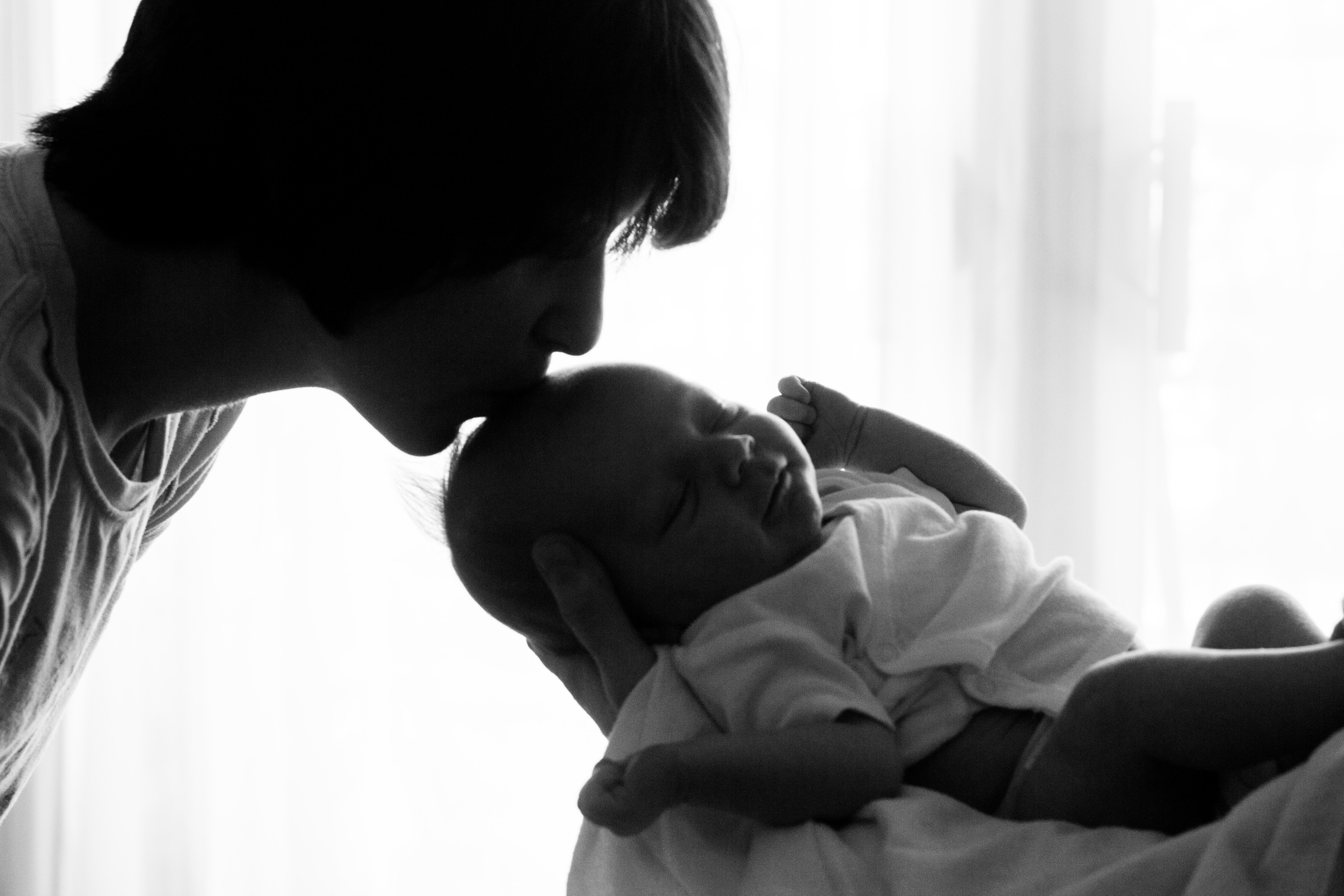 Newborn Chronicles [The tale of a bottle feeding mommy]