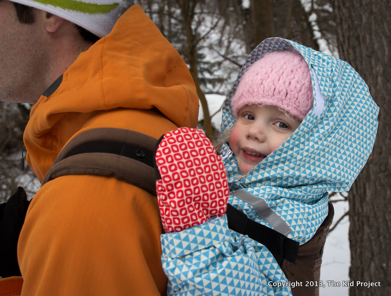 kids snowshoeing