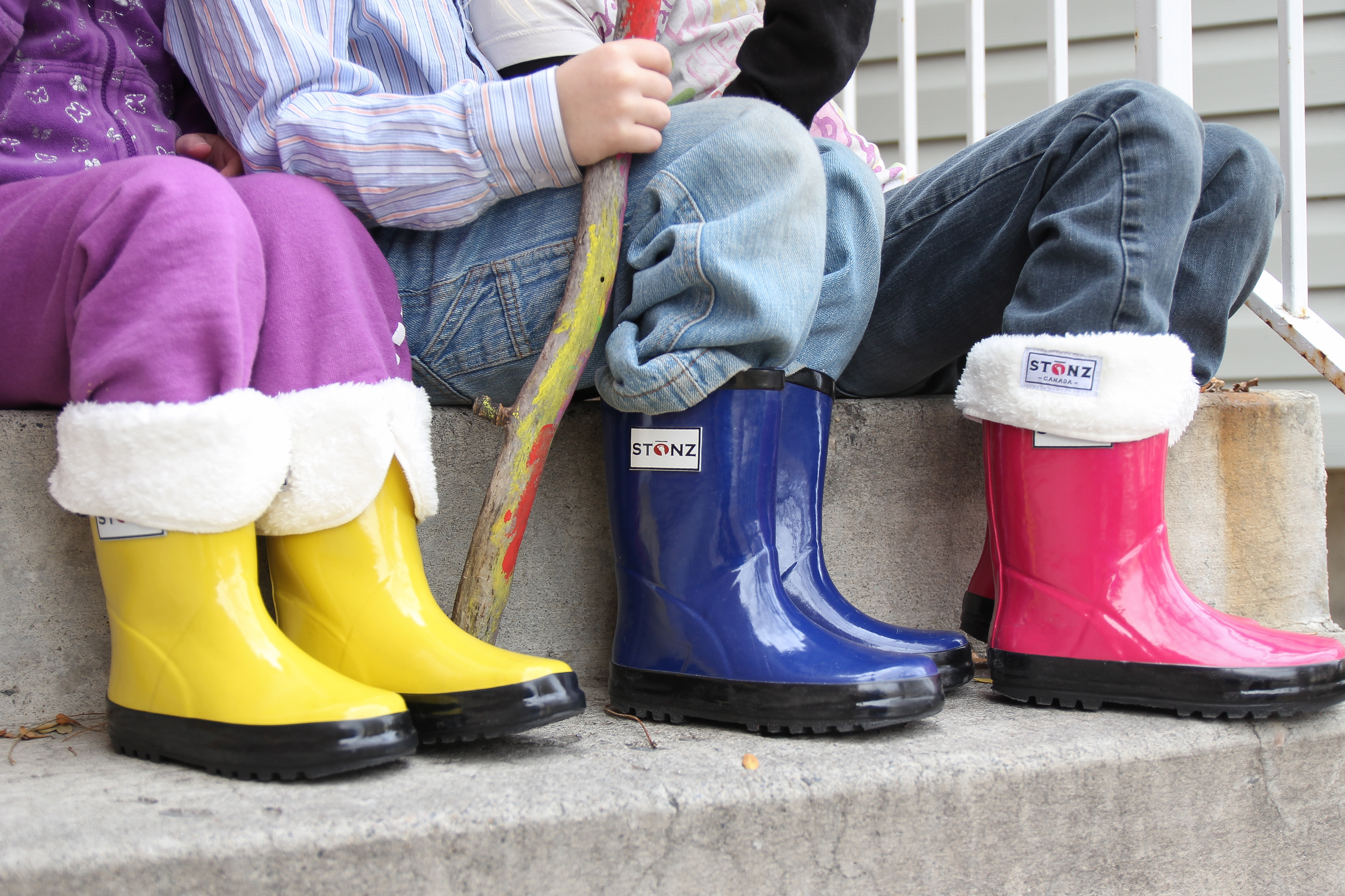 Gear Review: Stonz Rain Bootz and Liners for Kids