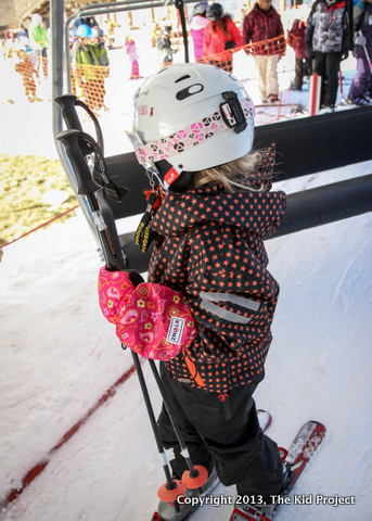 Skiing with the Stonz Mitts for kids