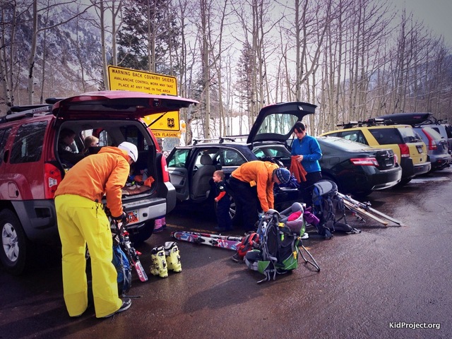 Backcountry skiing Cablz Eyewear Retention