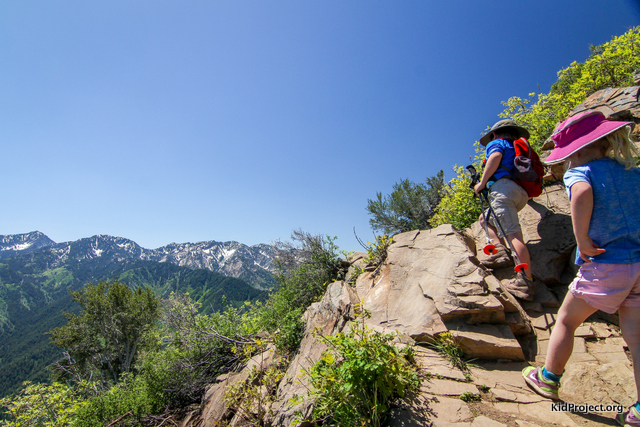 Family hiking near Salt Lake City, Grandeur Peak