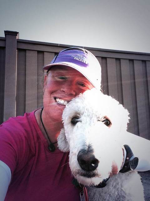 Using the Sunday Afternoons Arm Sleeves on a run with Kai.