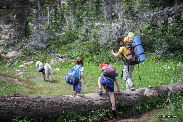 Hiking into Booker Lake, uintas