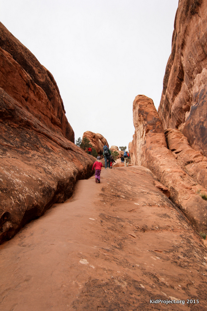 Hiking to Double O Arch, UT