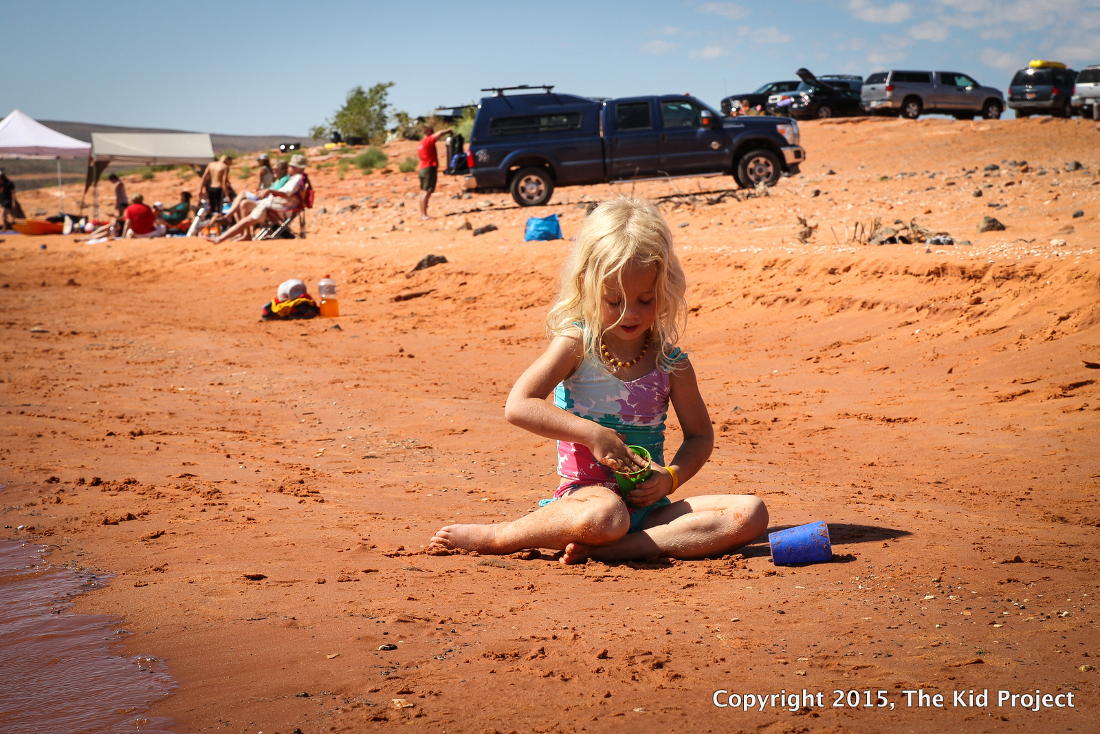 playing on the beach, Sand Holllow Reservoir