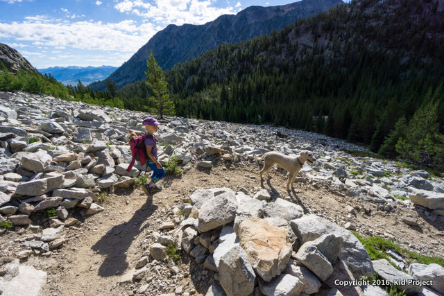 Hiking kids, Sawtooth Range