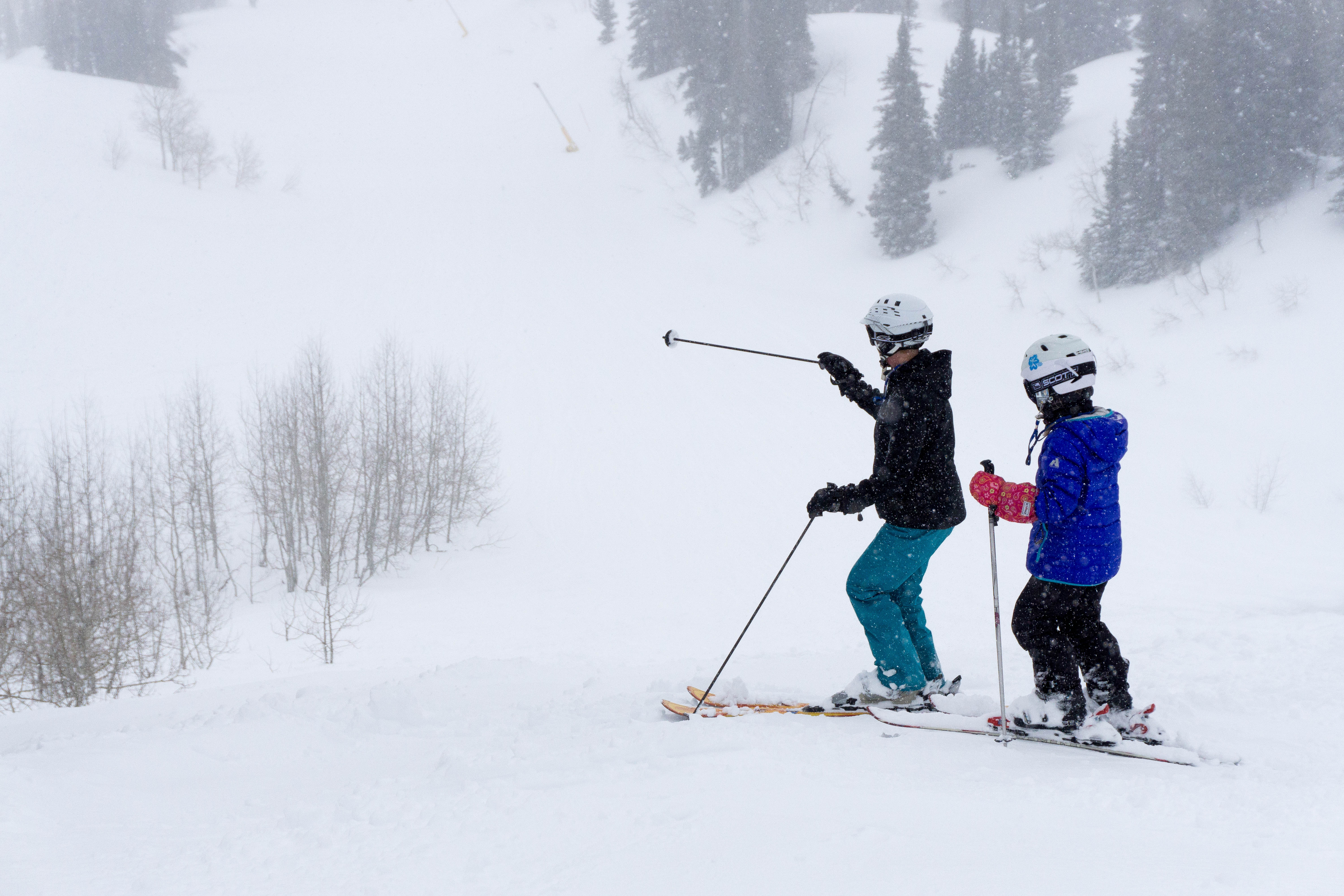 How long should my kid's skis be?