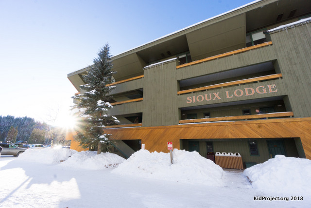 lodging at wyoming ski resort