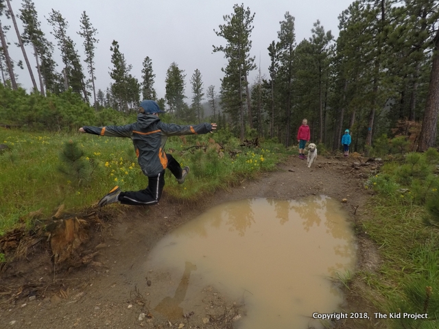 hiking kids running